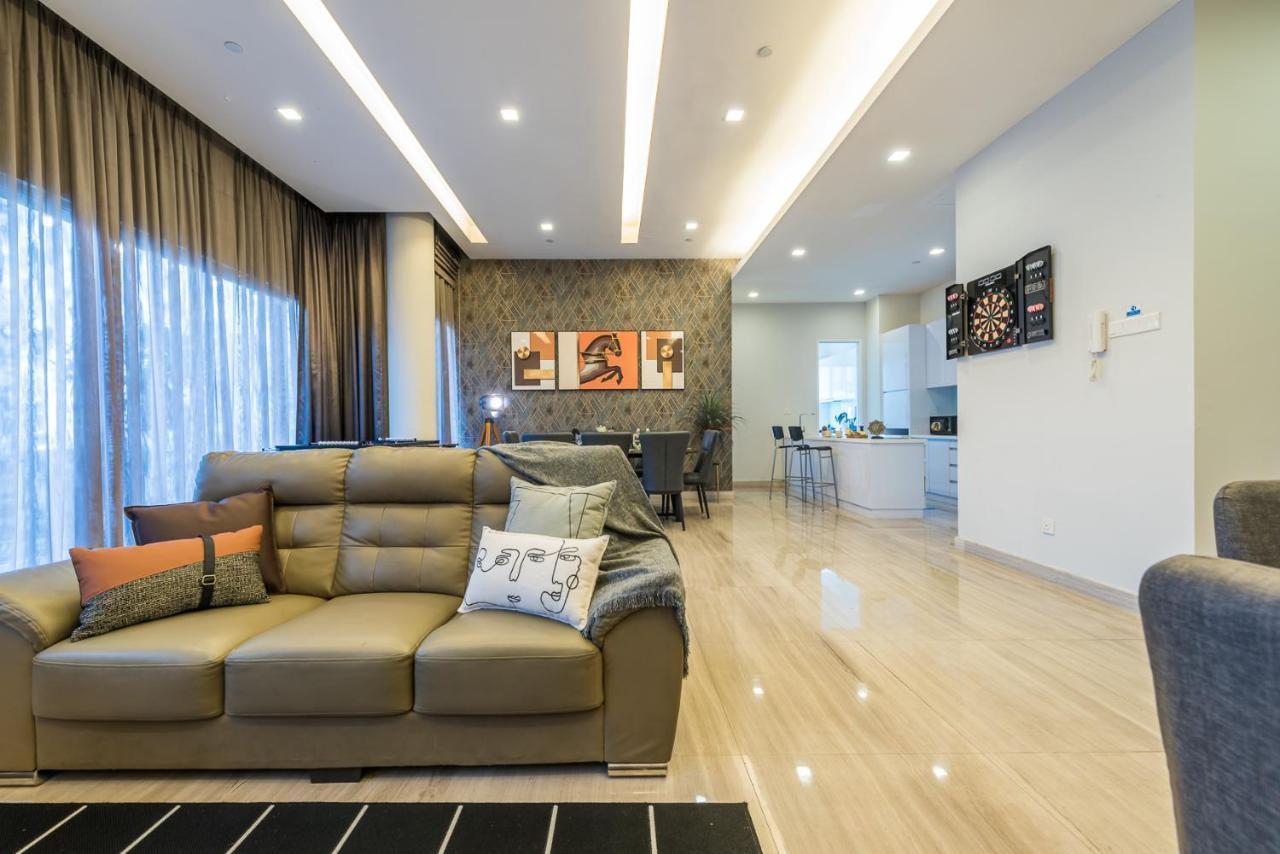 10Pax Penthouse - Ultimate Urban Experience At Changkat By Verano Kuala Lumpur Luaran gambar